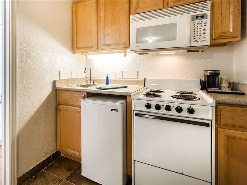 Rodeway Inn & Suites Colorado Springs Luaran gambar