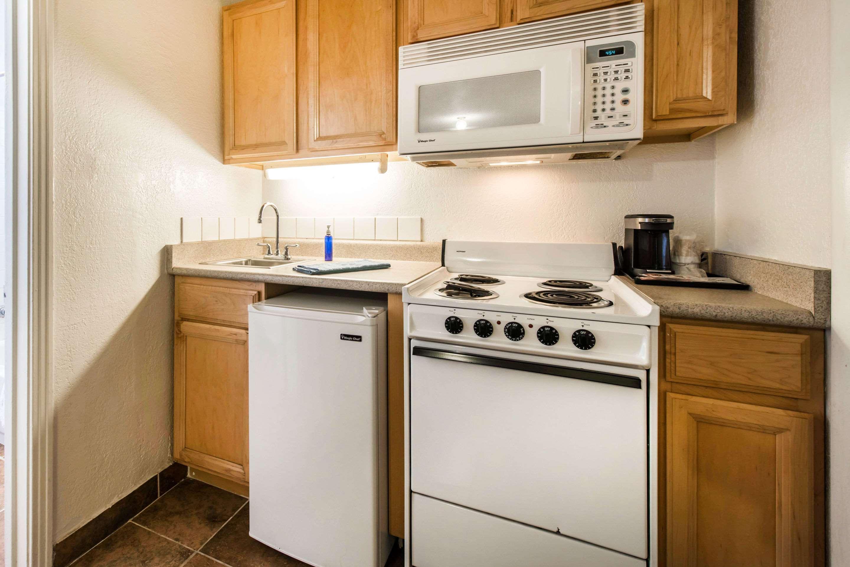 Rodeway Inn & Suites Colorado Springs Luaran gambar