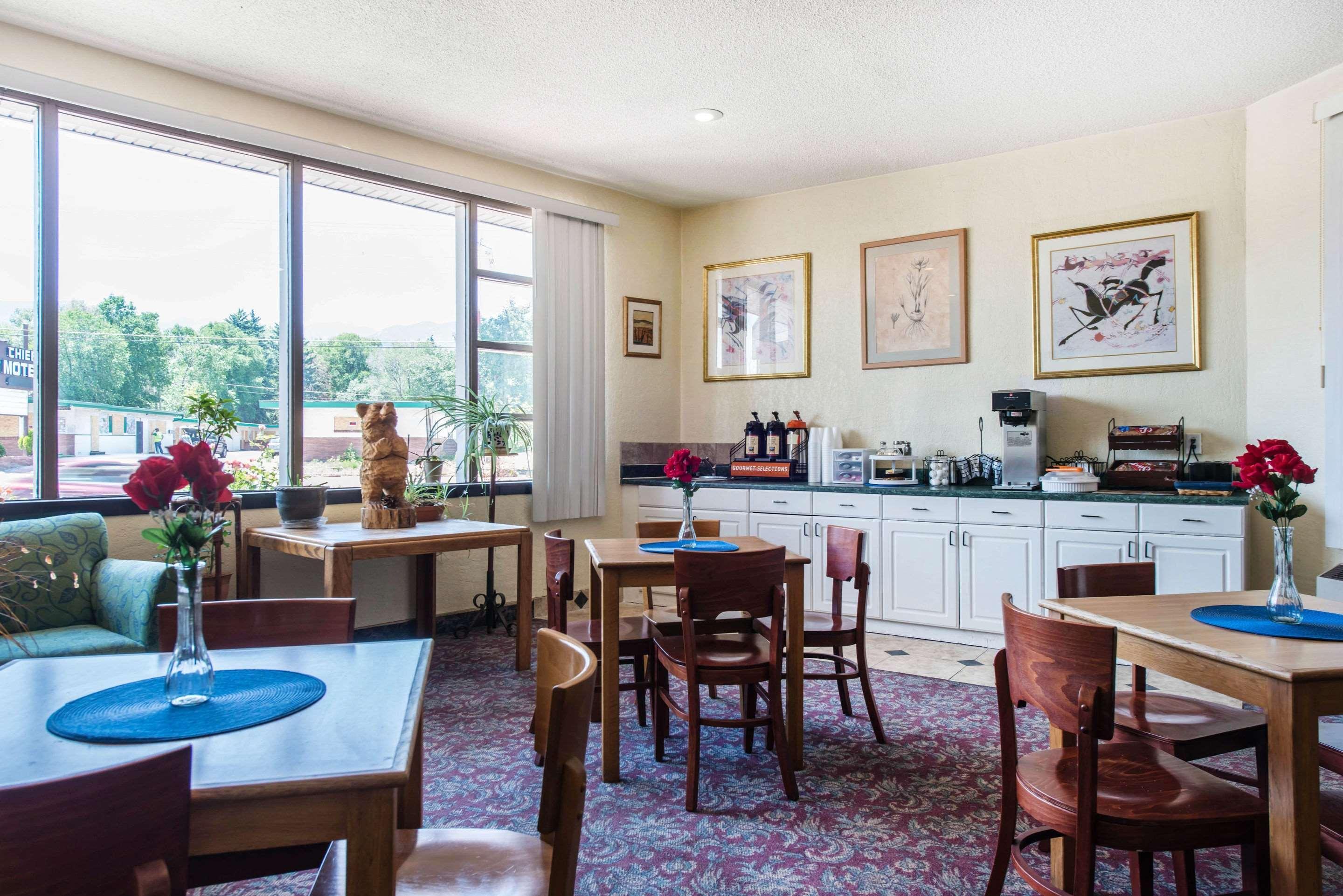 Rodeway Inn & Suites Colorado Springs Luaran gambar